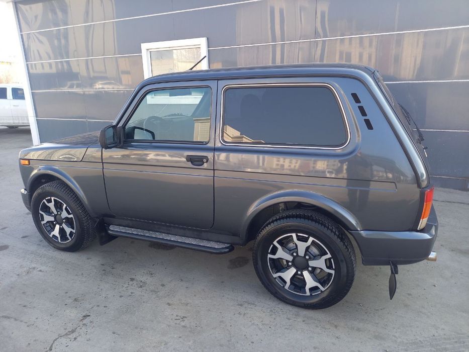 NIVA URBAN SOTILADI 2020 KRASKA (tozza)urilgan joyi yoq