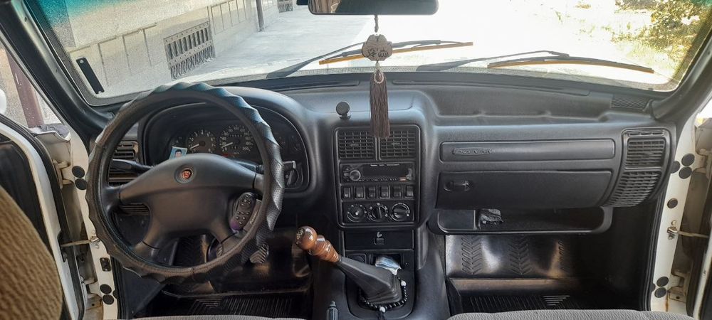 Волга газ 3102 сотилади