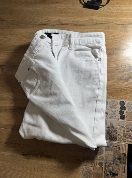 Erkaklar shimi, polo oq