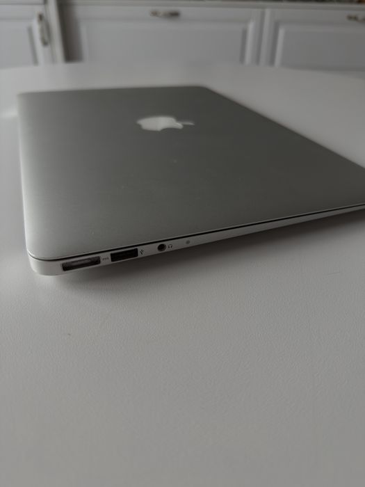 Apple MacBook Air 13” A1466 Mid 2012 | i7 | 8GB RAM | SSD 250GB