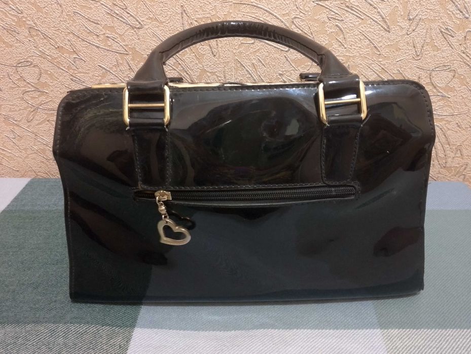 Лакированные сумки. Любая сумка - 50000 сум!