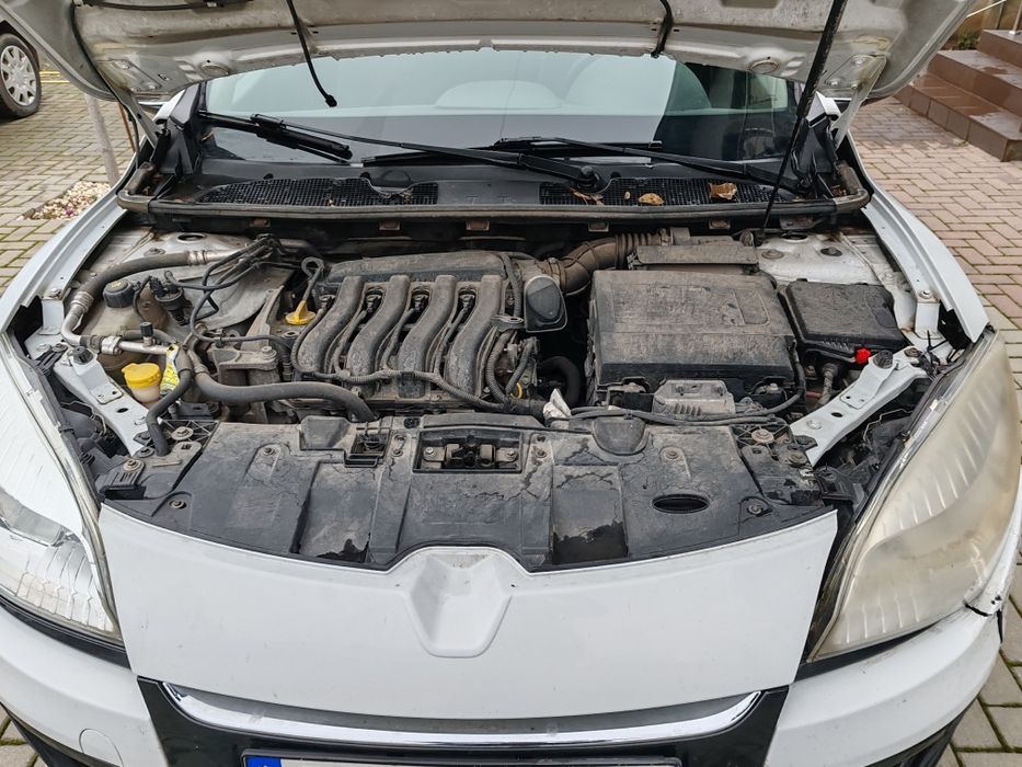 Renault Megane 2013 Avariat Foarte Usor 120000 km.