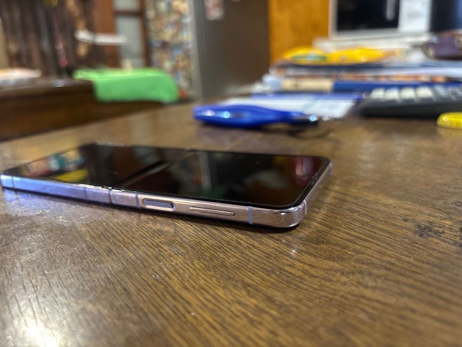 Samsung Z flip 5 ПЕРФЕКТЕН!