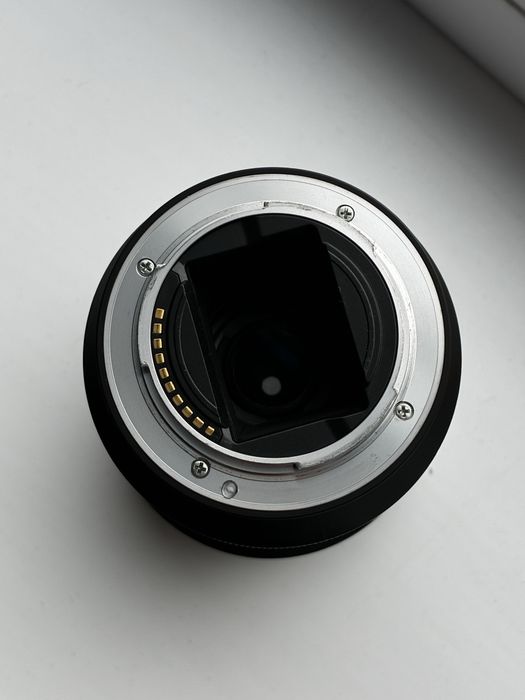 sony 28-70 FE 3.5-5.6