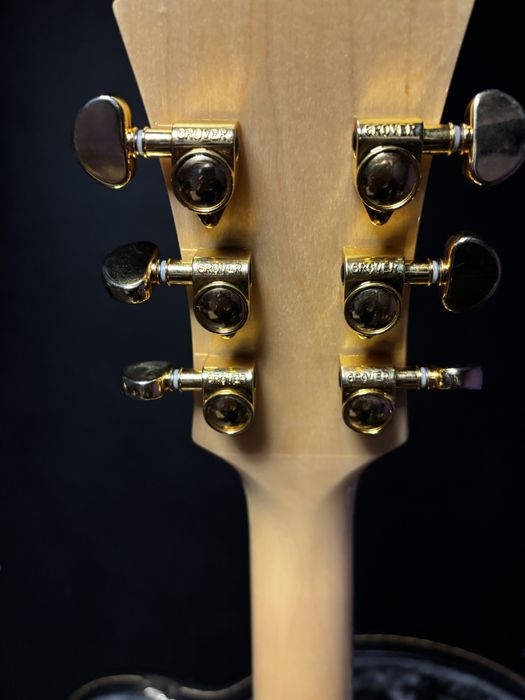 Epiphone EJ-200SCE акустична китара