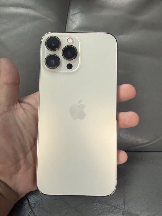 Продам Iphone 13pro max