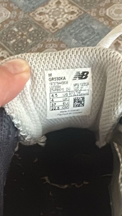 Продам кроссовки new balance,