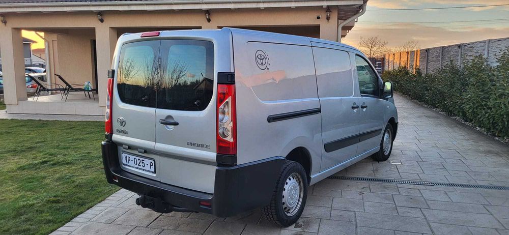 Toyota Proace Extra Lung 2.0 Diesel 130 CP 3 Locuri 2016
