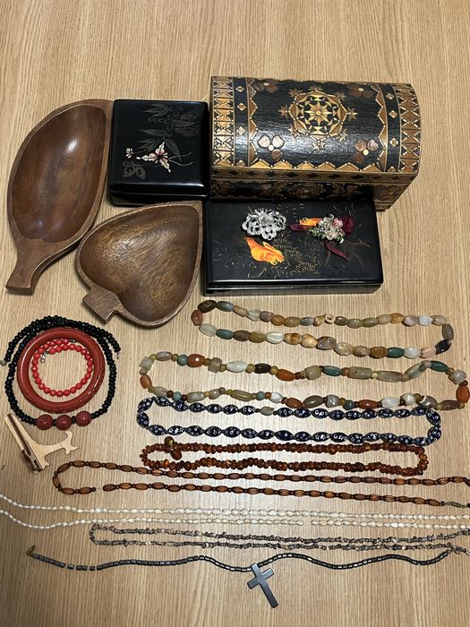 Bijuterii/cutii/comunism