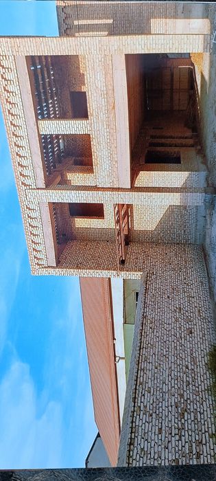 Участка тез ва арзон сотилади. 7 соток