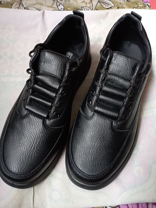 Зимняя новый кожаный красовка великан 46 размер.