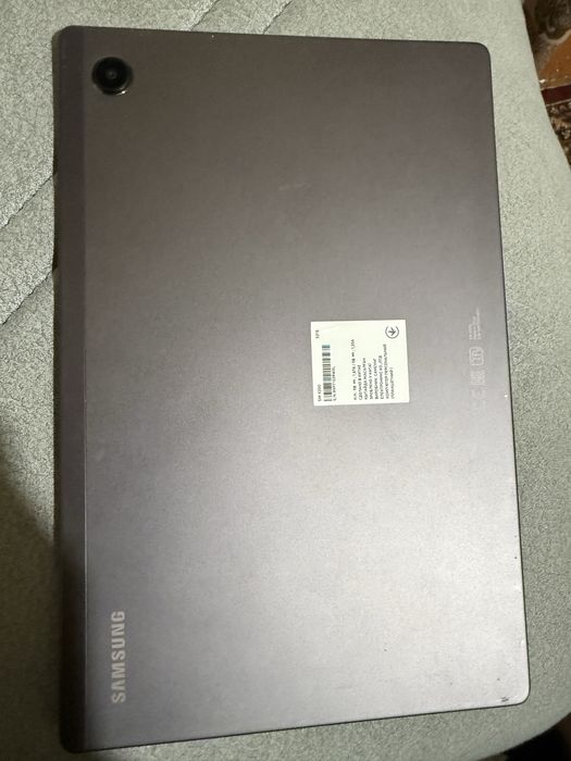Планшет самсунг в очень хорошим состоянии