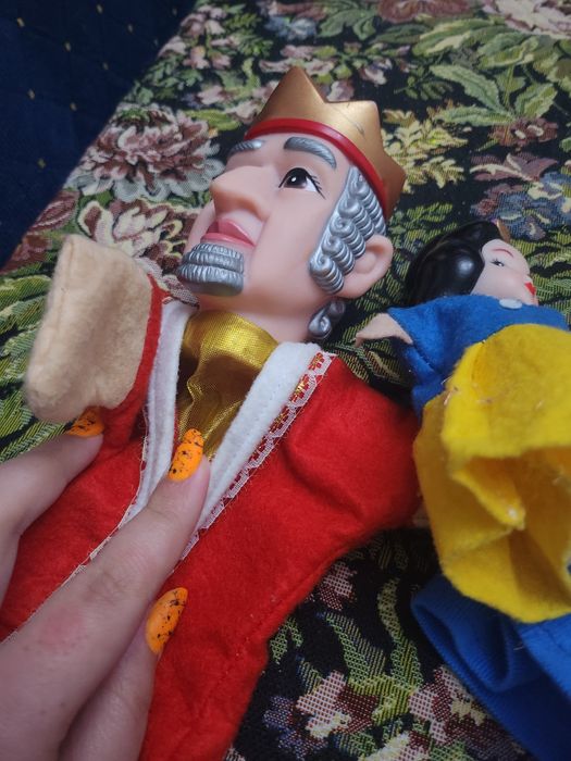 Lot marionete in stare buna