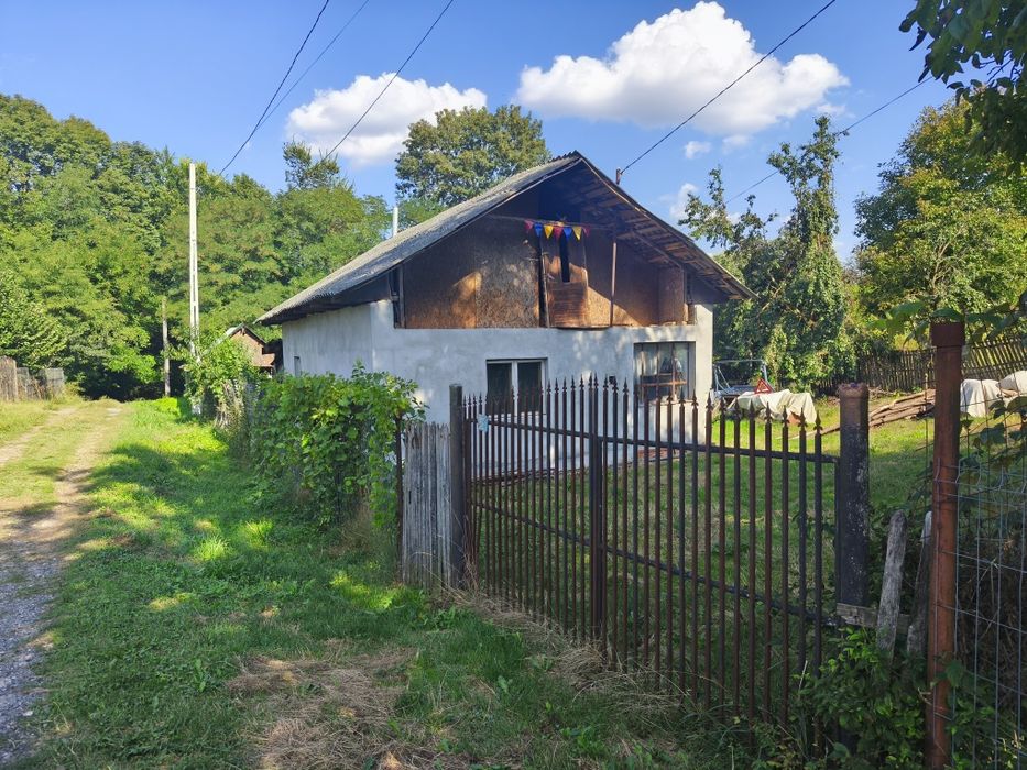 Casa de vanzare .