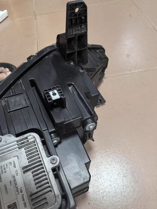 Продам фары для Haval H6 (правая)