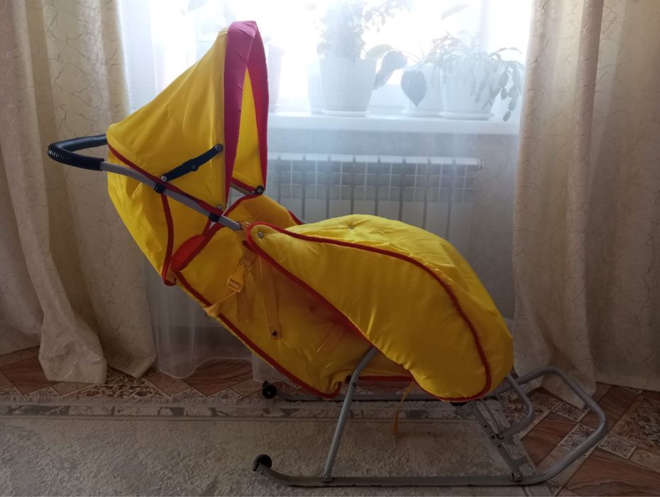 Продам санку очень хорошие состоянии
