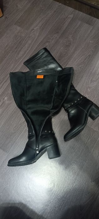 Продам сапоги ботфорты