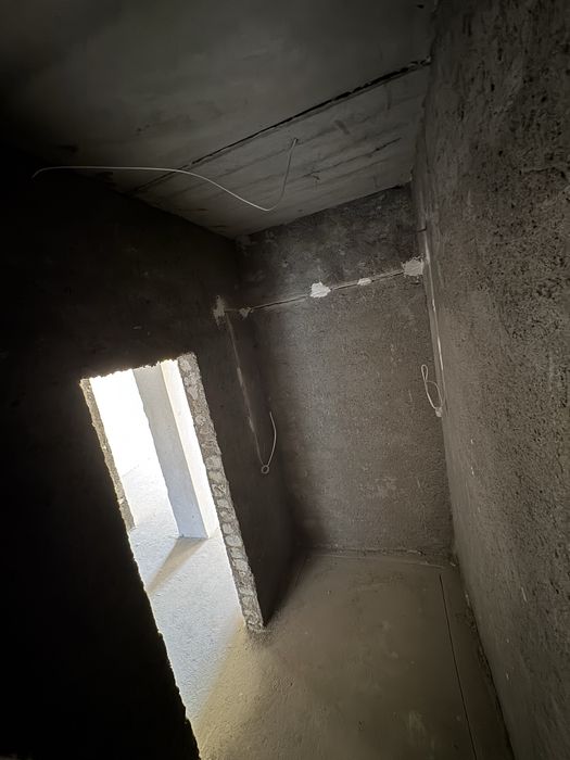 Квартира Сотилади кароюка холатда 13-16-ХХ кадастр килинган