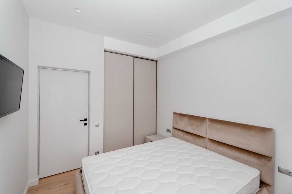 Дава се под наем Двустаен апартамент в София, Оборище - 70 кв.м за 350 € - Снимка #1