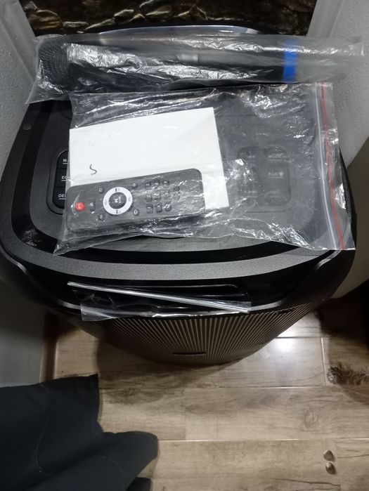 Boxa  e -boda nou nouță