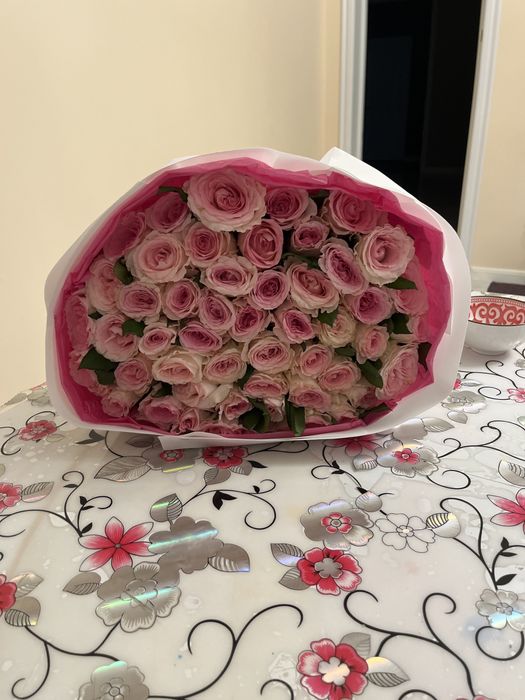 цветы 51 роза свежие