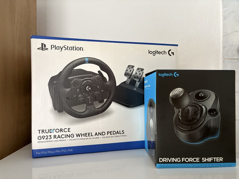 Volan Logitech G923 TrueForce + Logitech Driving Force Shifter