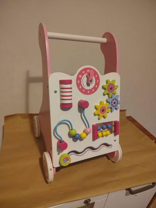 Дървена детска проходилка