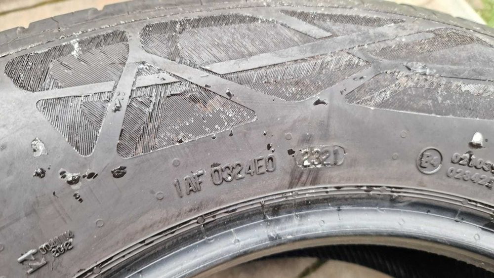 Anvelope vara 215 65 R 16 Continental