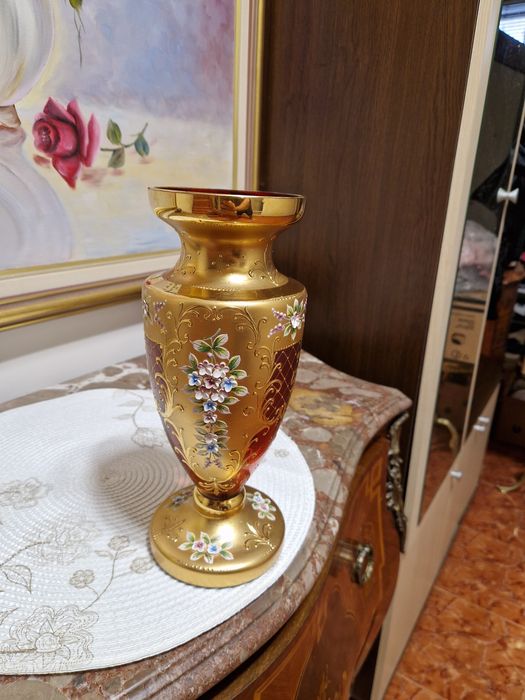 Превъзходна антикварна чешка кристална ваза Бохемия