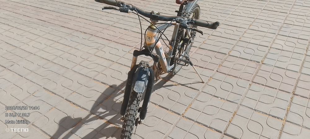 Velosiped sotiladi holati zoʻr kelishtirib beraman faqat srochnaga