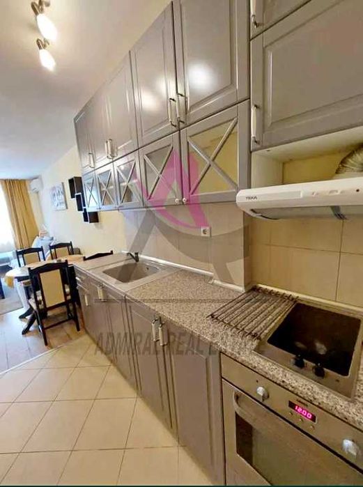 Дава се под наем Двустаен апартамент в Варна, Левски - 68 кв.м за 614 € - Снимка #2