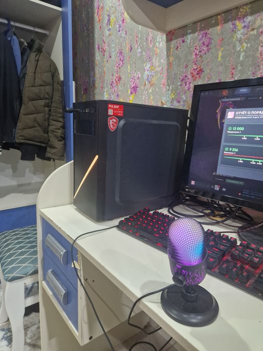 Системный боле вместе со всей гарнитурой