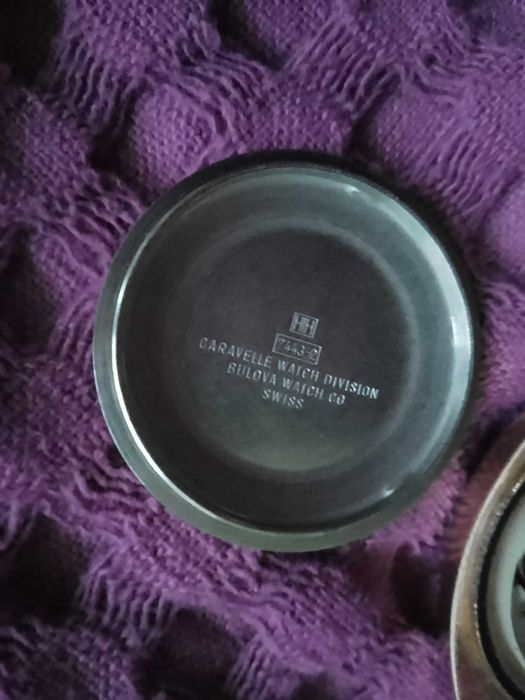 часовник caravelle bulova automatic