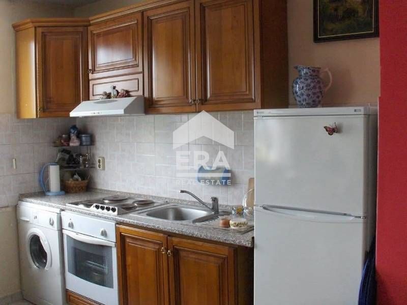 Двустаен апартамент за продажба с панорамна гледка към Стара планина,