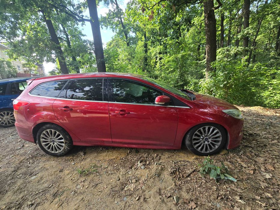 Ford Focus mk3 1.6 eco boost avariat. Doner Car