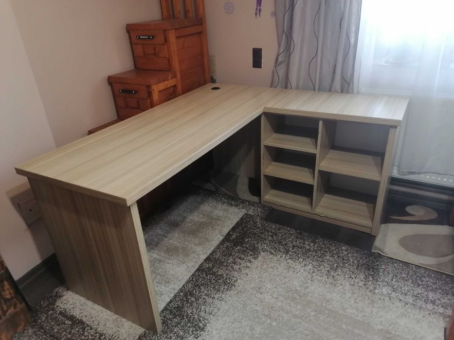 De vanzare masa birou