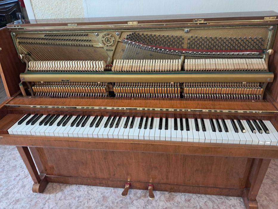 пианино Calisia (Польша)