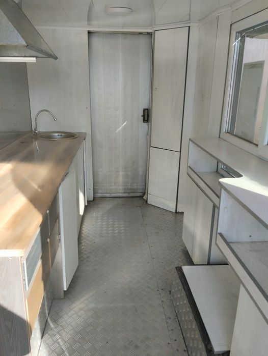 Фургон Mersedes Benz