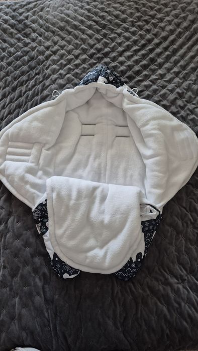 Продам детский зимний комбинезон