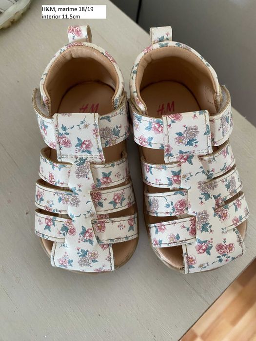Sandale copii h&m marime 18/19 , interior 11,5 cm
