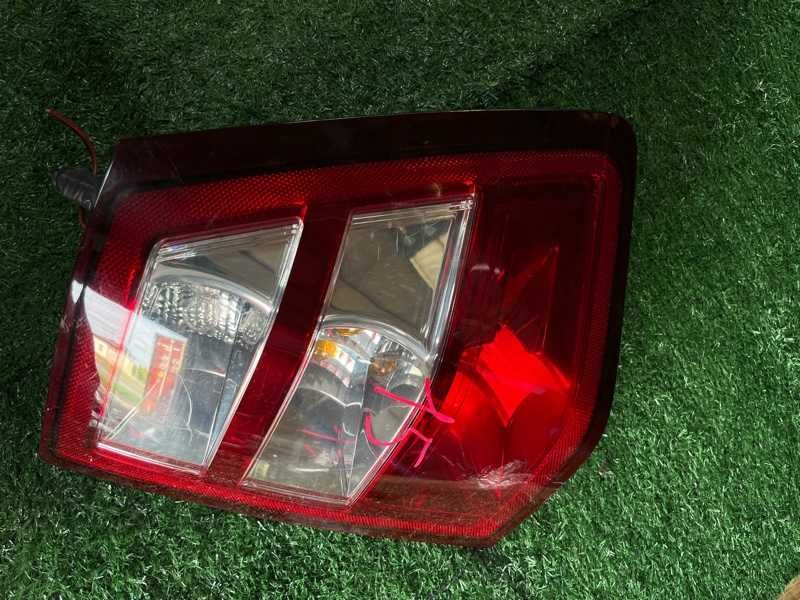 Фара задняя Jeep Grand Cherokee WH/WK