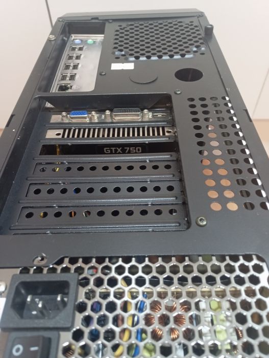 Xeon,GTX750,ram8gb,hdd500,x58