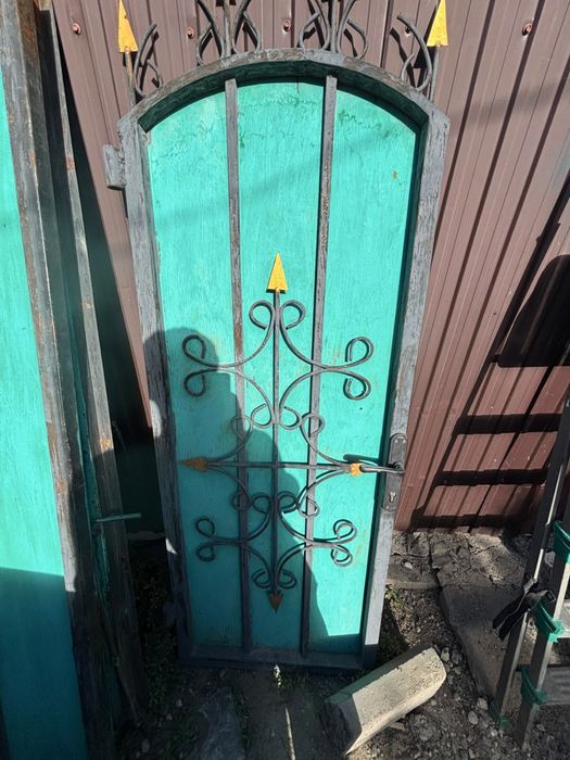 Продам не дорого ворота б/