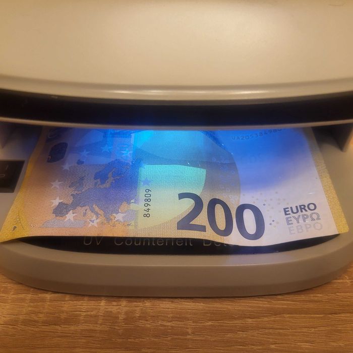 УВ-UV Машина за пари (Зареждашта Батерия)