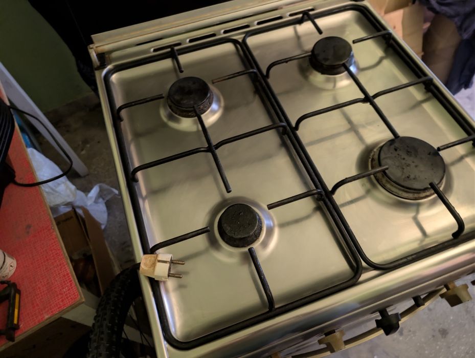 Cuptor bucătărie delonghi