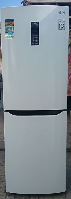 Холодильник LG продам