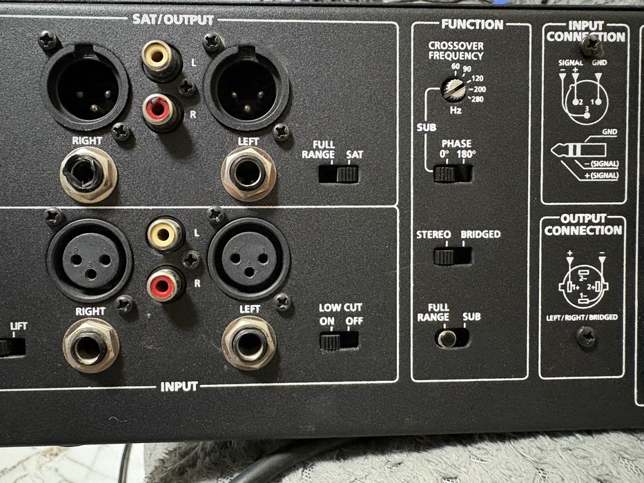 Sistem audio complet boxe/putere cu mixer
