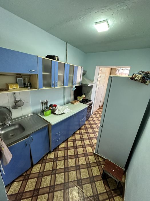 Срочно уй сотилади.  Барака болса келишиб берилади !