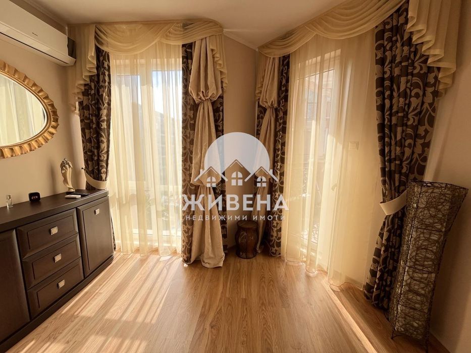 Луксозен 3-стаен апартамент, к.к.Слънчев бряг