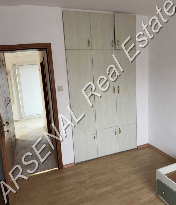 Продава се Тристаен апартамент в Варна, Бриз - 200 кв.м за 1658 €/кв.м - Снимка #6